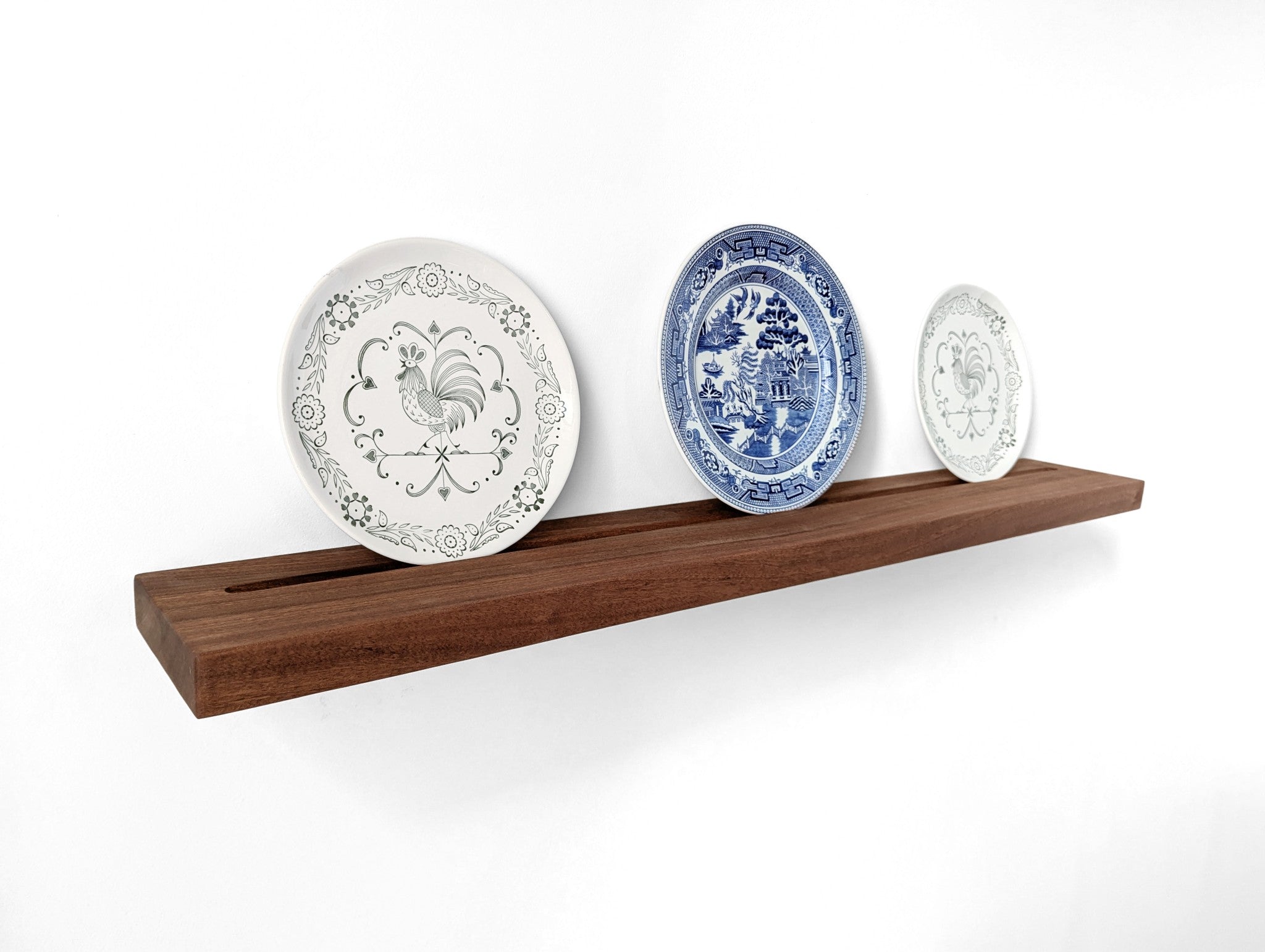 Plate Display Shelf in Oak