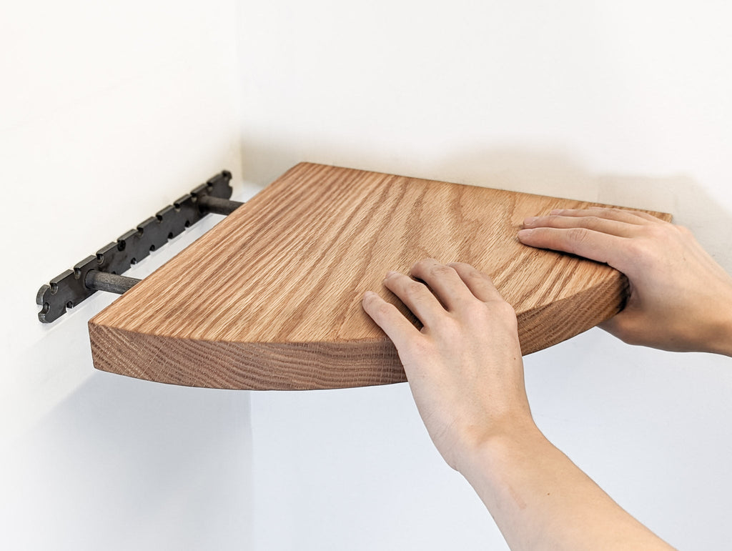 Floating Corner Shelf with Round Edge in Oak