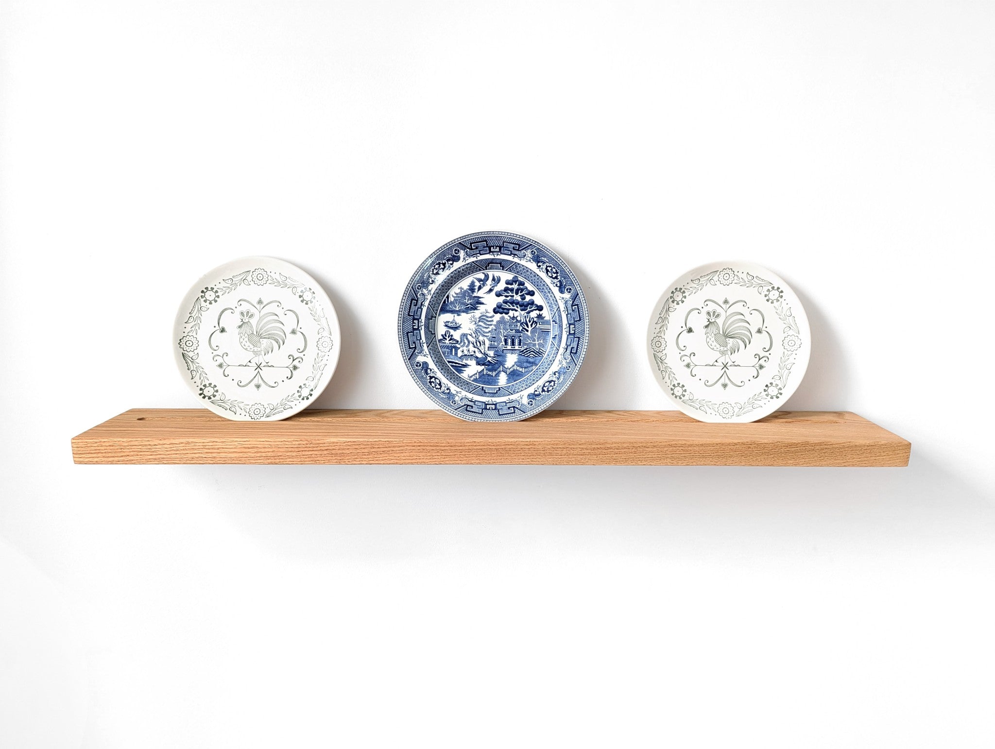 Plate Display Shelf in Mahogany
