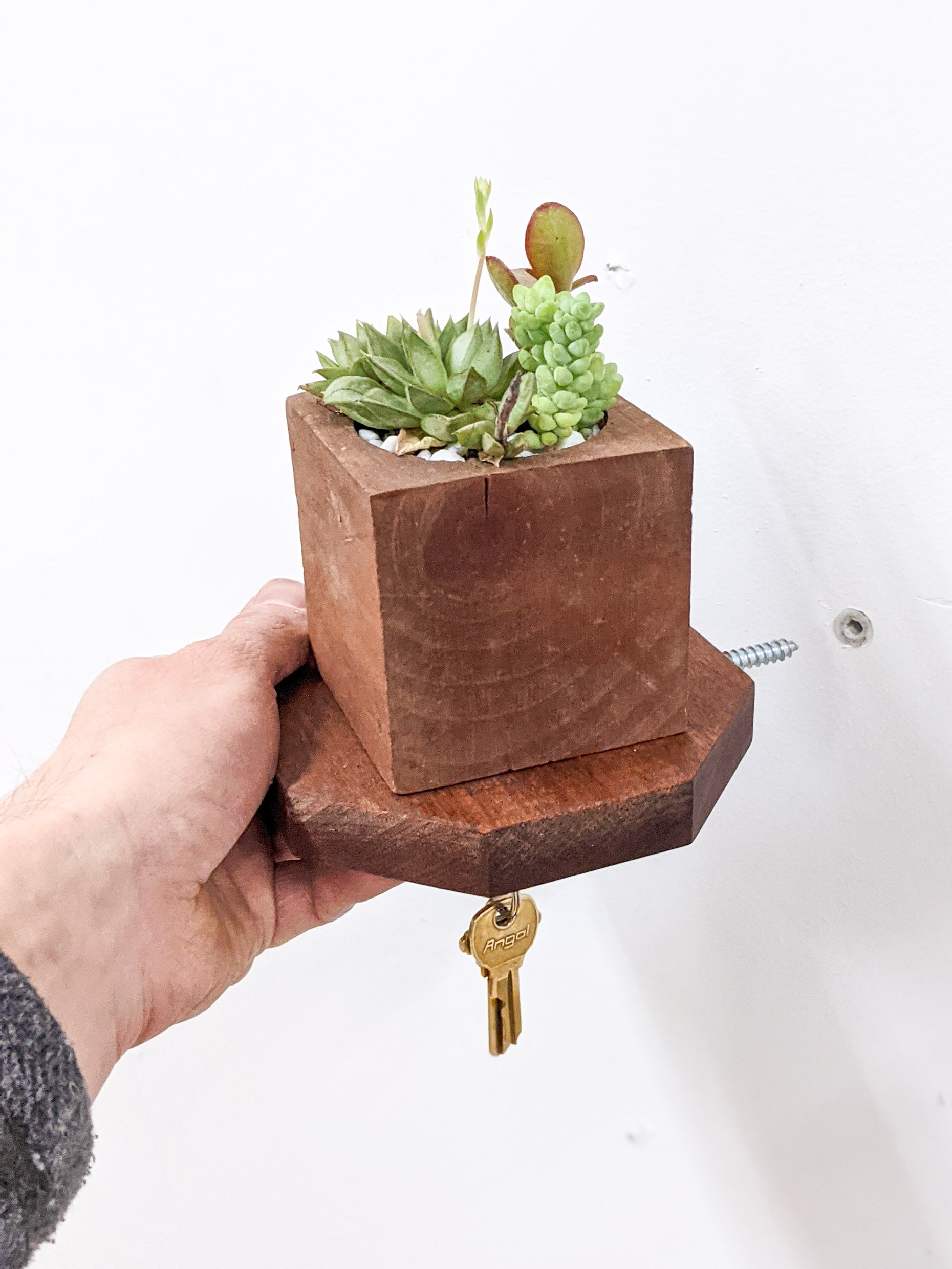 Octagon Shelf with Key Hook in Oak