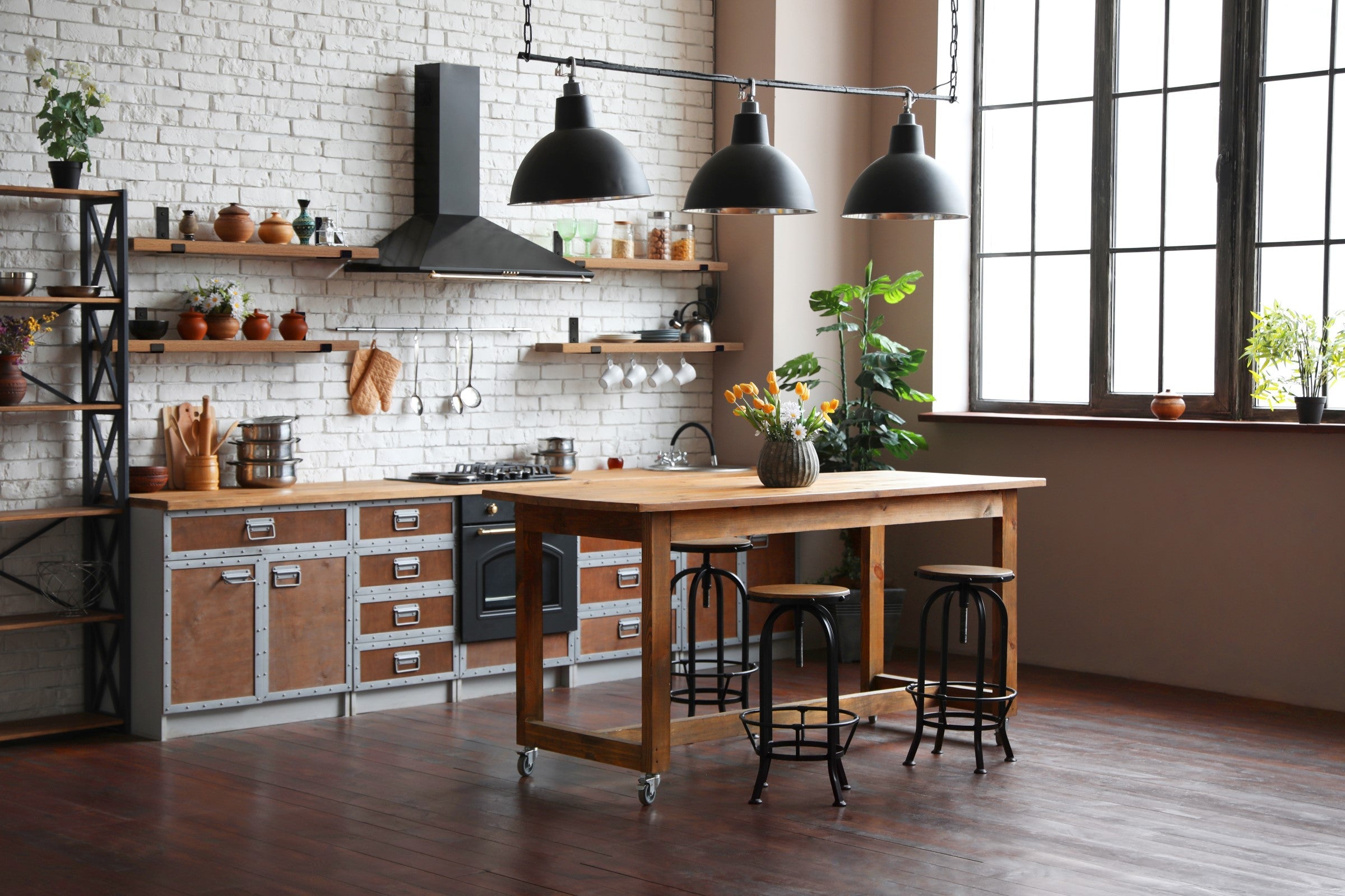 Thick Oak Shelf with Black Steel J Brackets